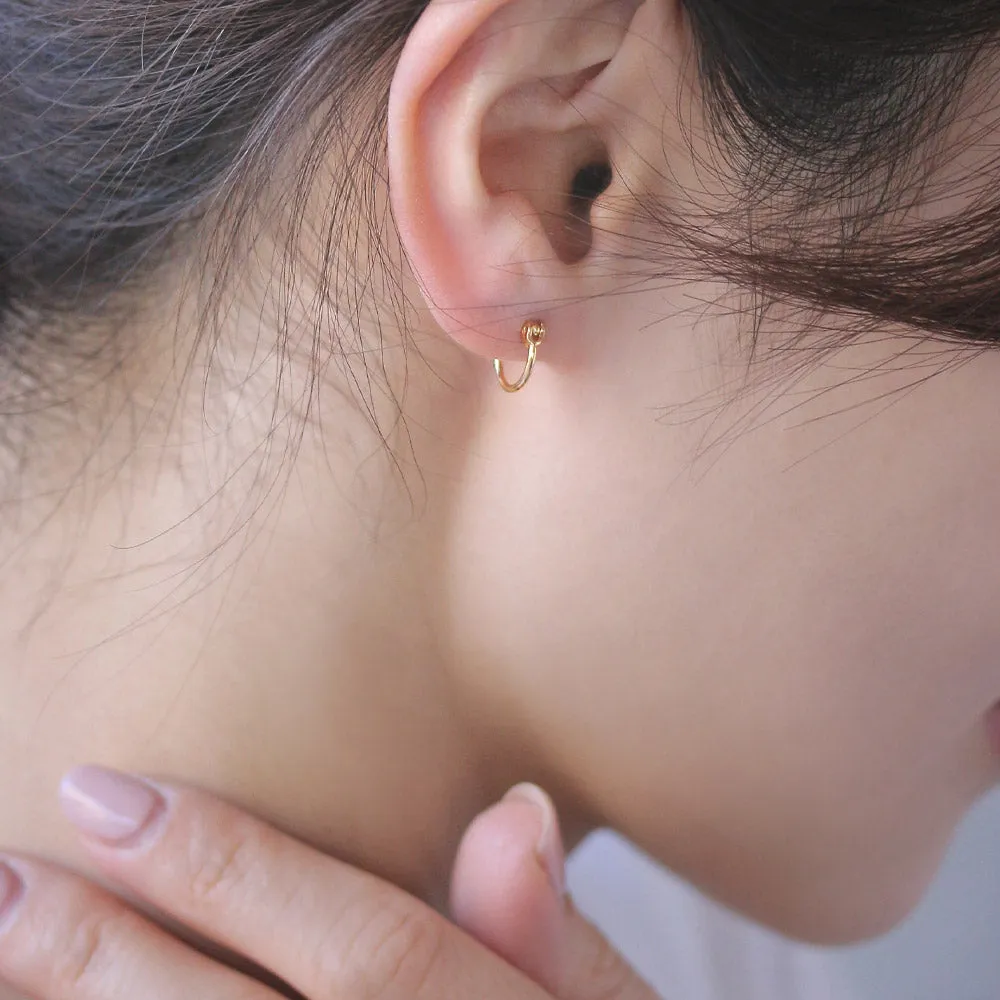 18K Gold Post Simple Hoop Earrings