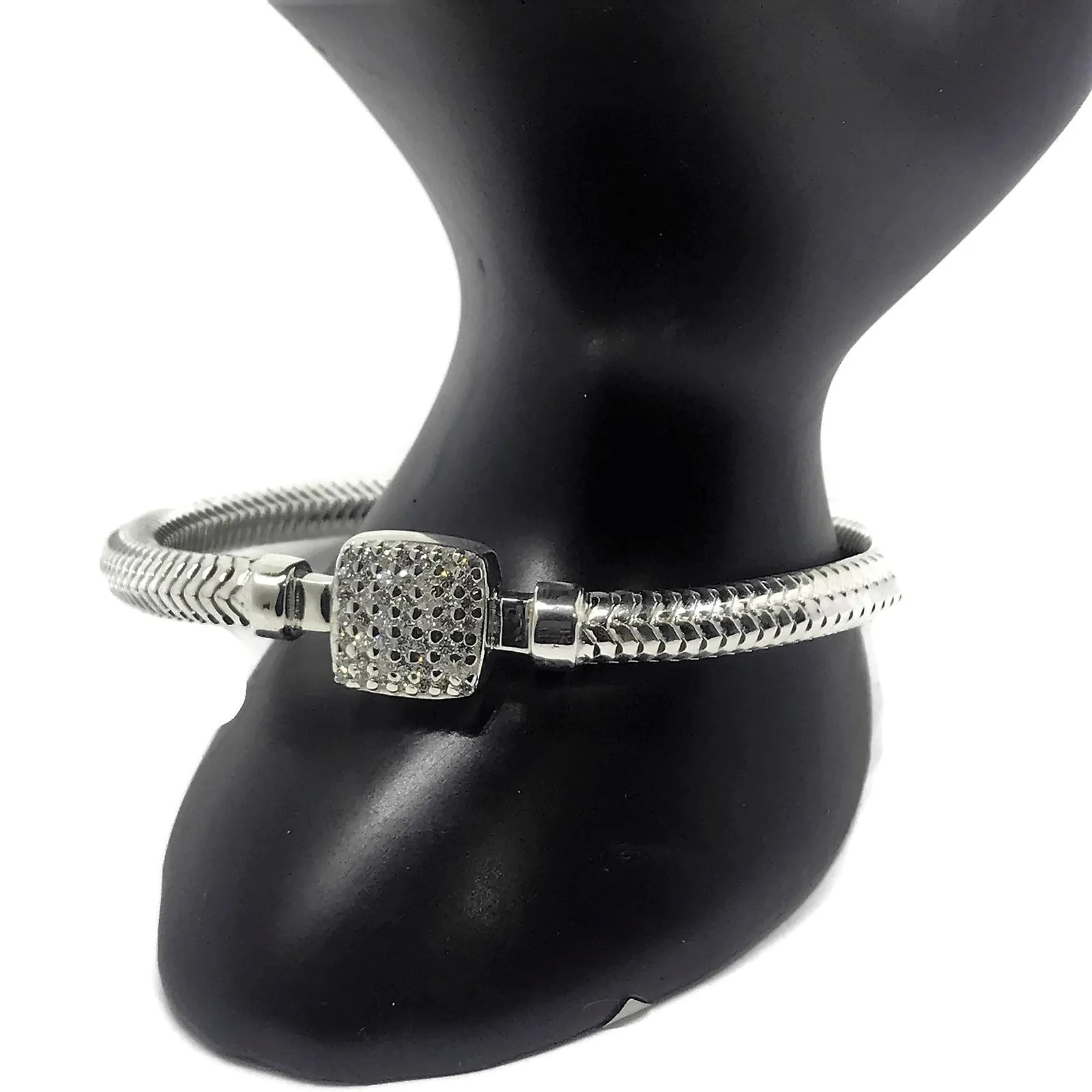 925 Sterling Silver Elegant Bracelet- Style#01