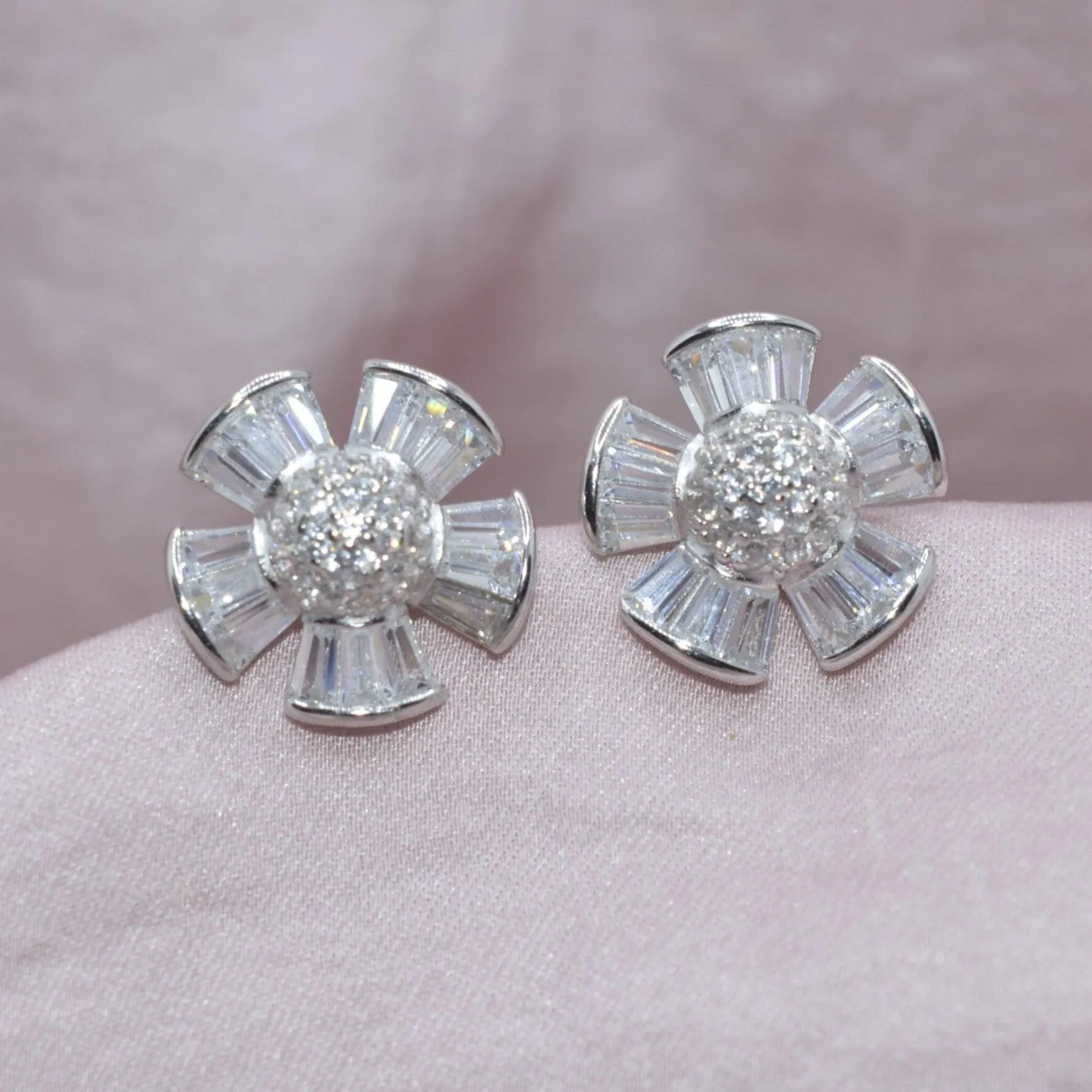 Chic Floral Revival Earrings