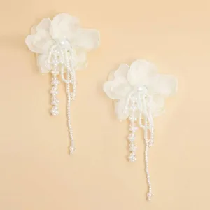 Cream Flower Bead Drop Earrings: Your New Style Statement