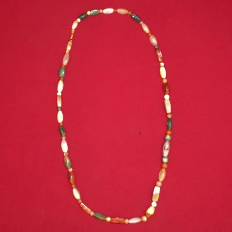 Exquisite Agate Gemstone Necklace