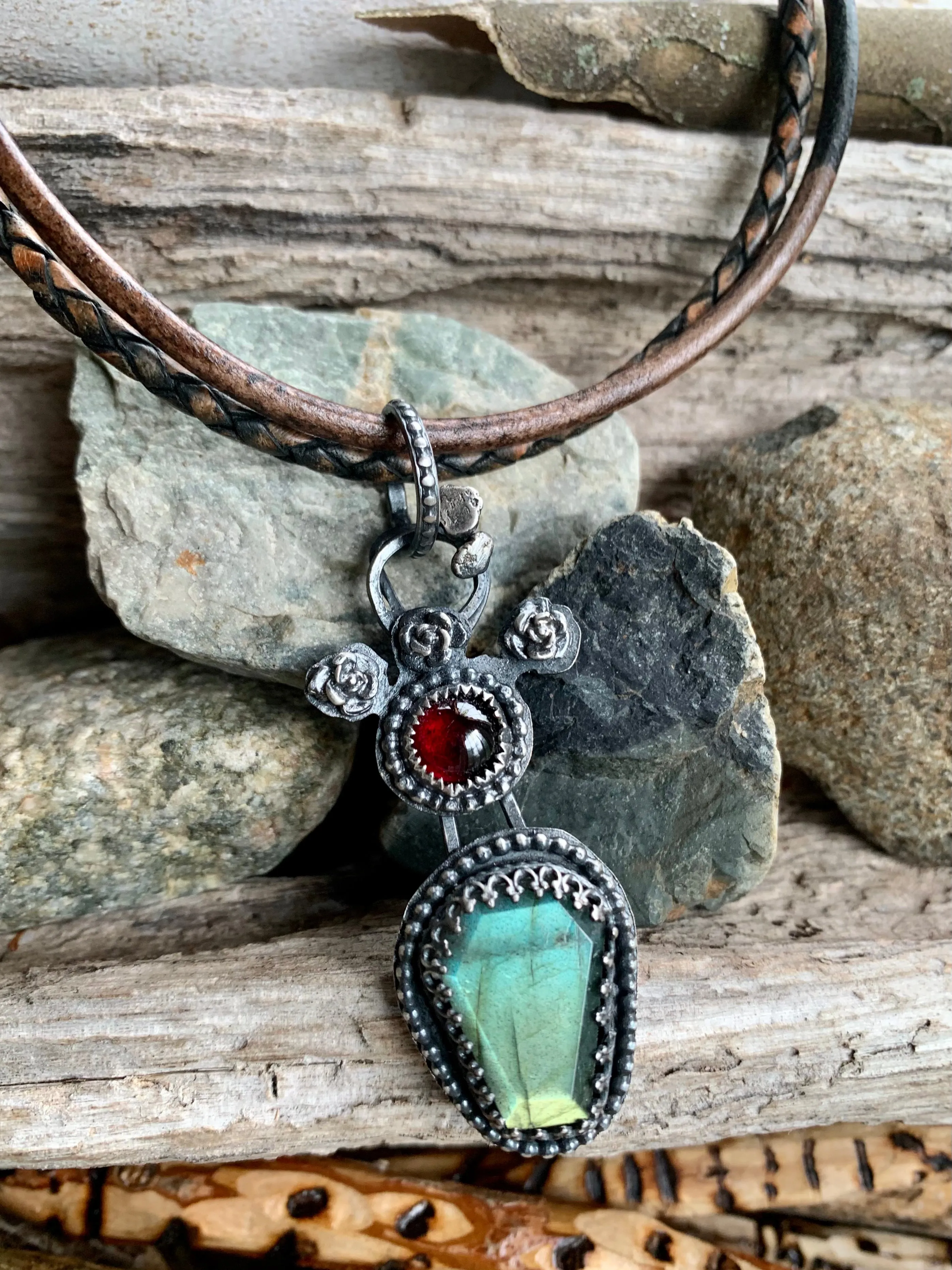 Halloween Collection Sterling Silver Garnet Labradorite Roses Choker Necklace