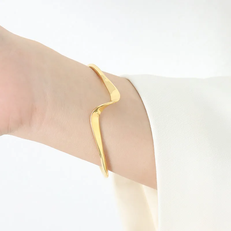 Iris Gold Bracelet