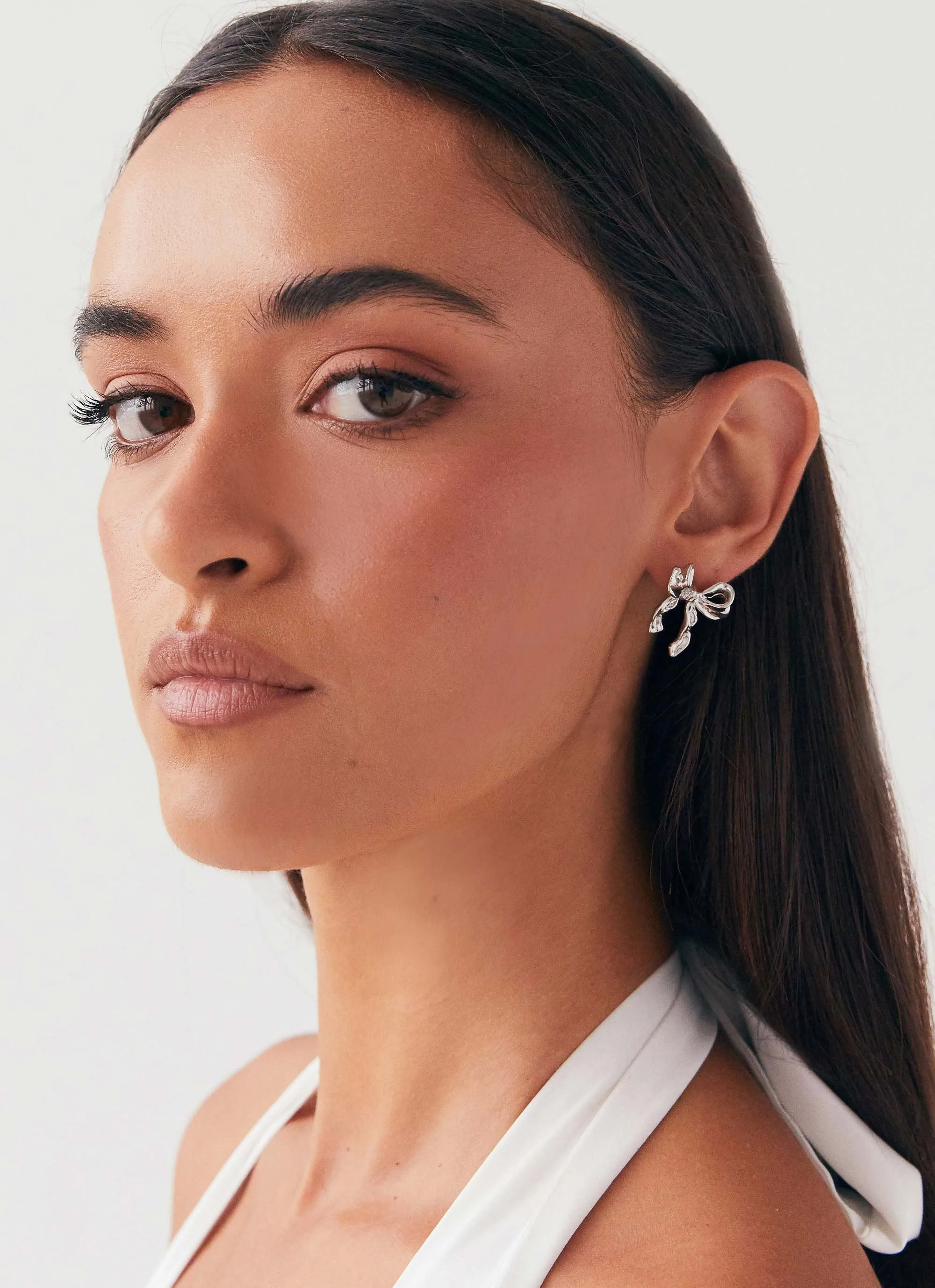 Kindra Mini Bow Earring - Silver