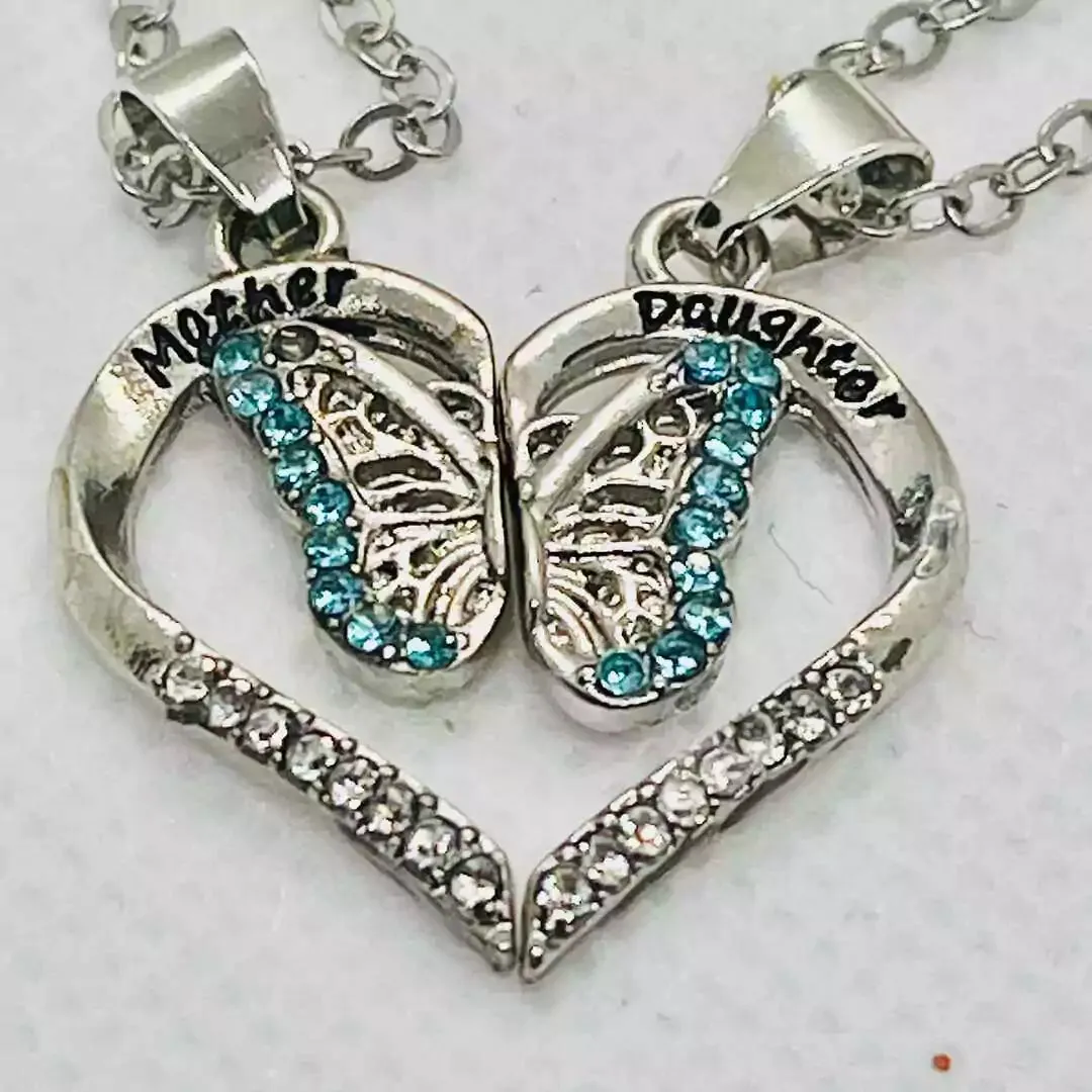 Mother-Daughter Heart Chain