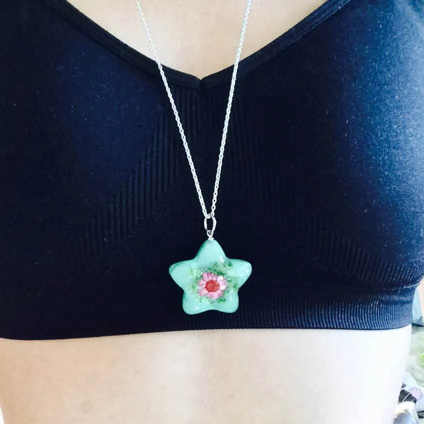 (On Sale!) Glow Real Flower Necklaces