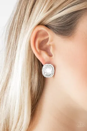 Paparazzi Earring ~ The Modern Monroe - White