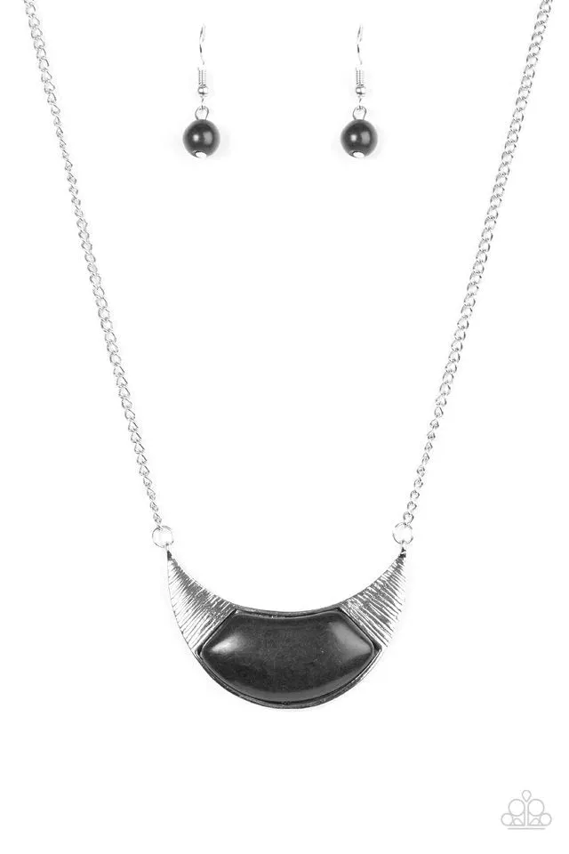 Paparazzi Necklace ~ Run With The Pack - Black