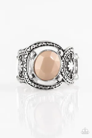 Paparazzi Ring ~ Vacation Vibes - Brown