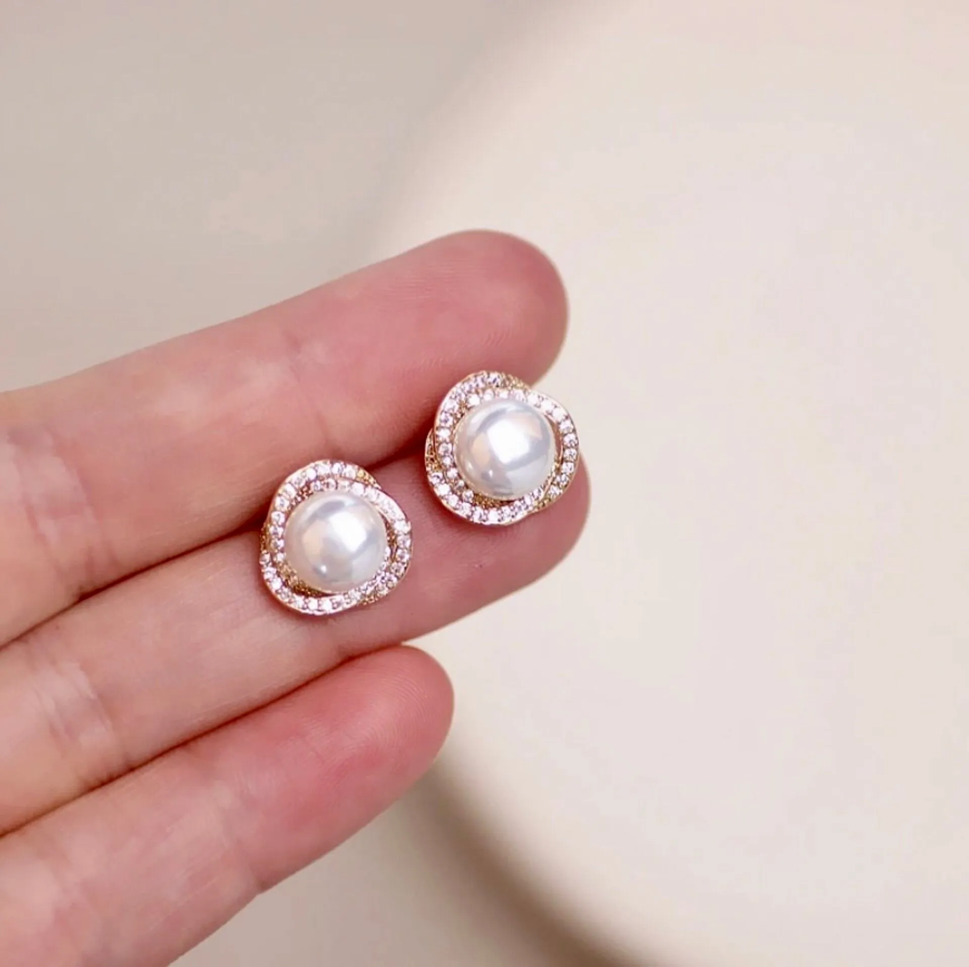 "Margaux" - Pearl and Cubic Zirconia Bridal Earrings - Available in Silver and Gold