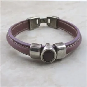 Radiant Orchid Leather Bracelet For A Woman Color Of the Year