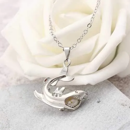 Retro Pearl Necklace Exquisite Cool High Polished Shark Pendant Chain Jewelry for Men Women Gift