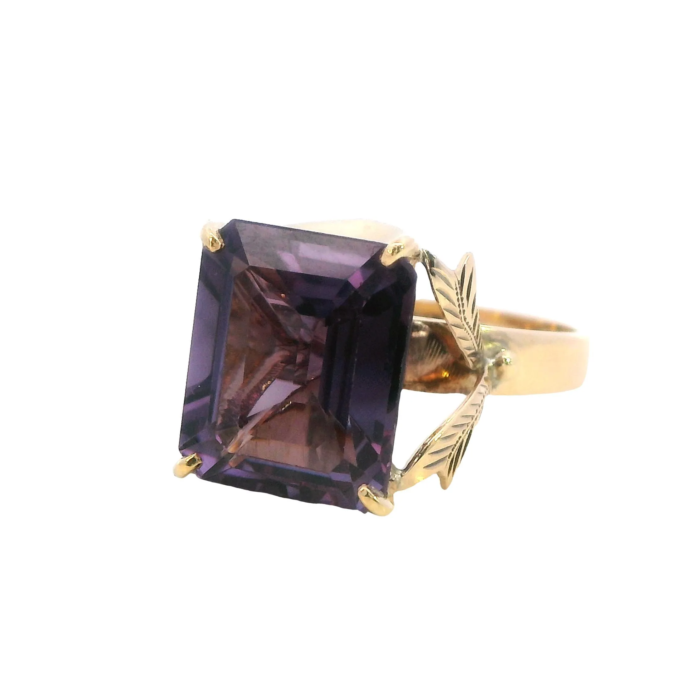 Stunning 9ct Yellow Gold Synthetic Sapphire Ring - Modern Brilliance