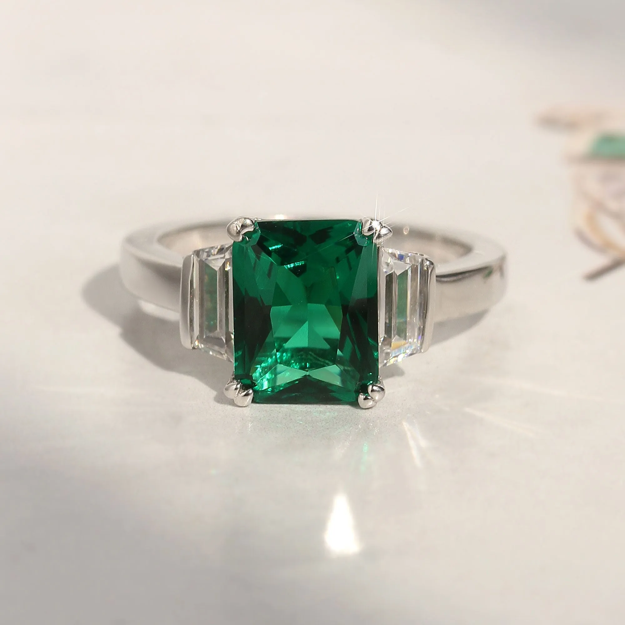 Stunning Emerald Accents