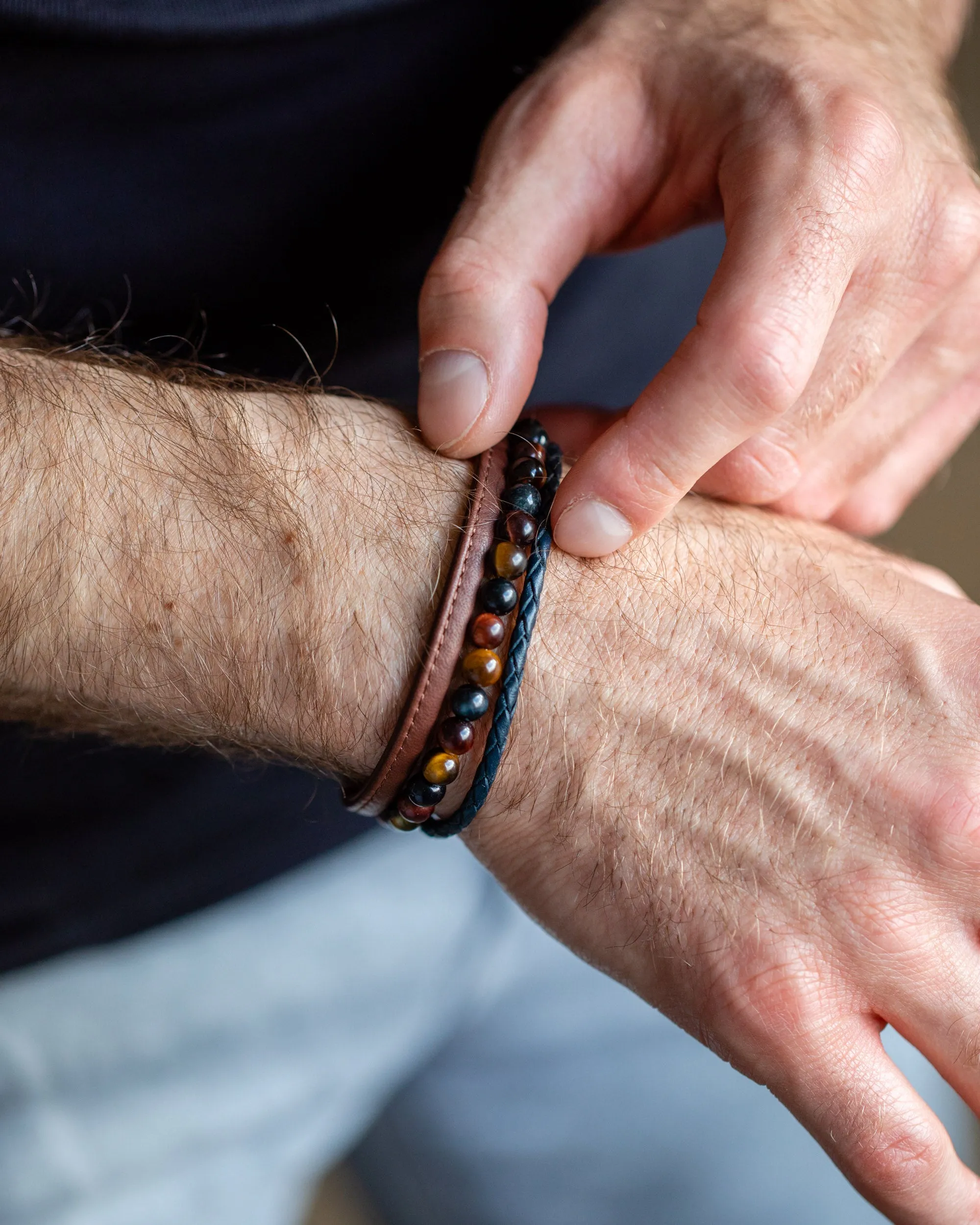 Triple bracelet with 6mm Tiger Eye stone and Nappa leather