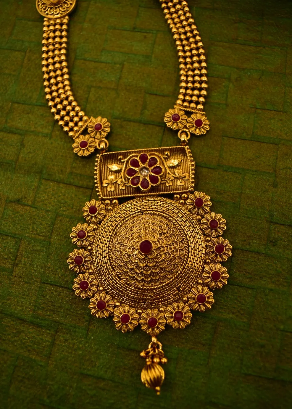 UNIQUE DESIGNER ANTIQUE NECKLACE