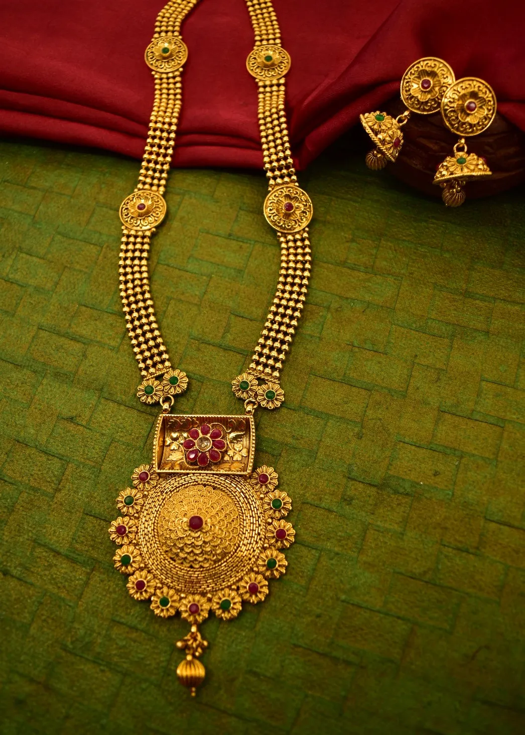 UNIQUE DESIGNER ANTIQUE NECKLACE