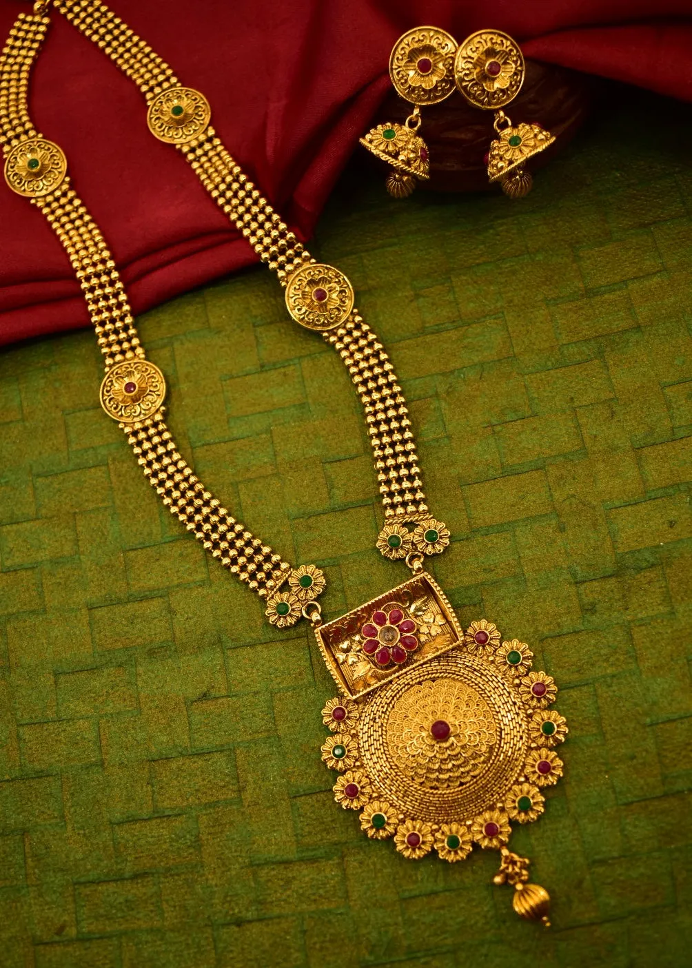 UNIQUE DESIGNER ANTIQUE NECKLACE