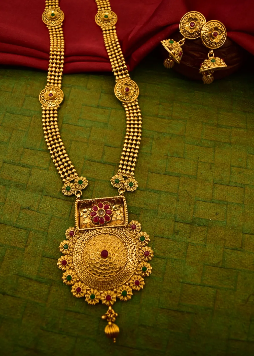 UNIQUE DESIGNER ANTIQUE NECKLACE