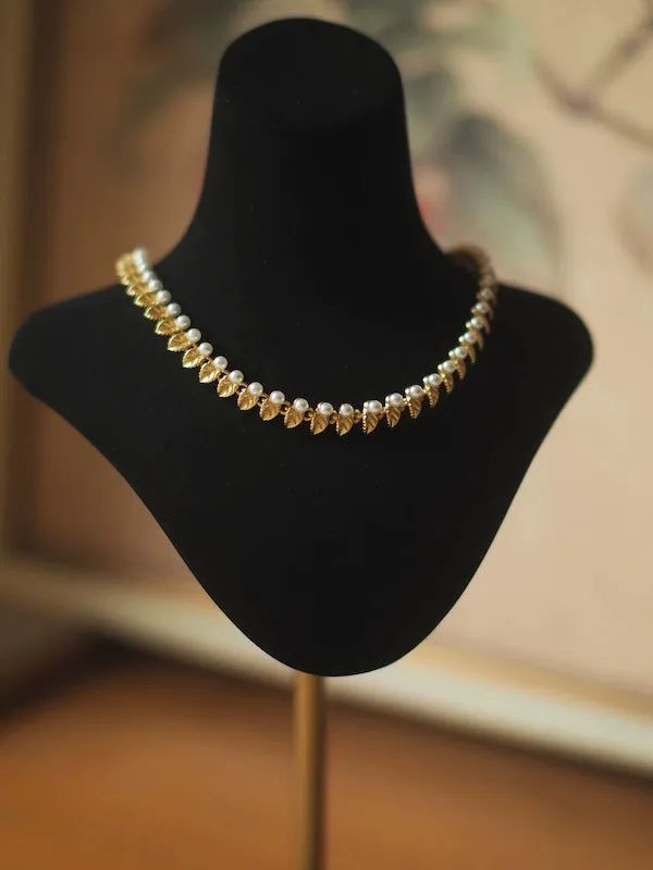 Vintage Golden Leaves Pearl Necklace